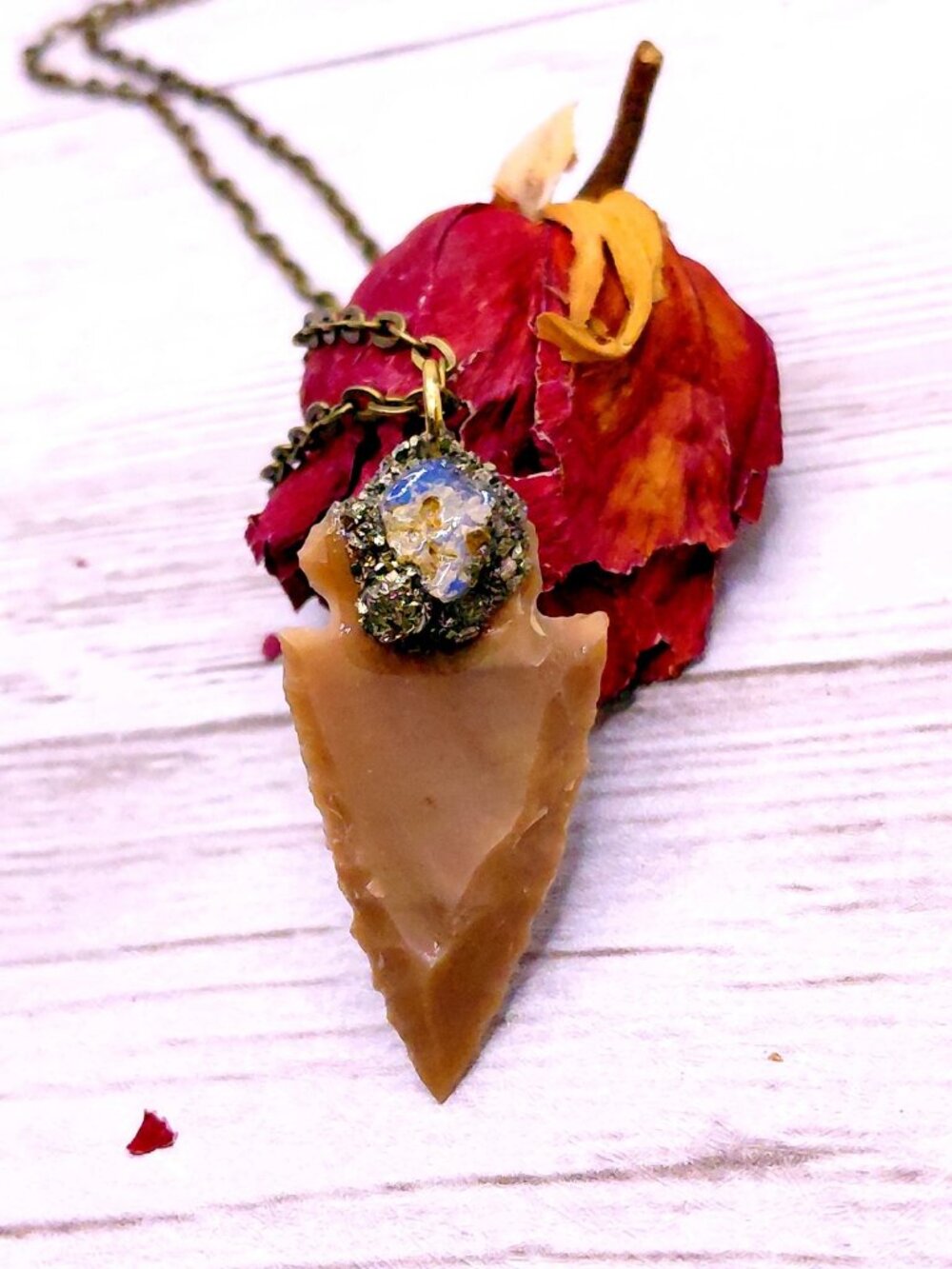 Arrowhead necklace